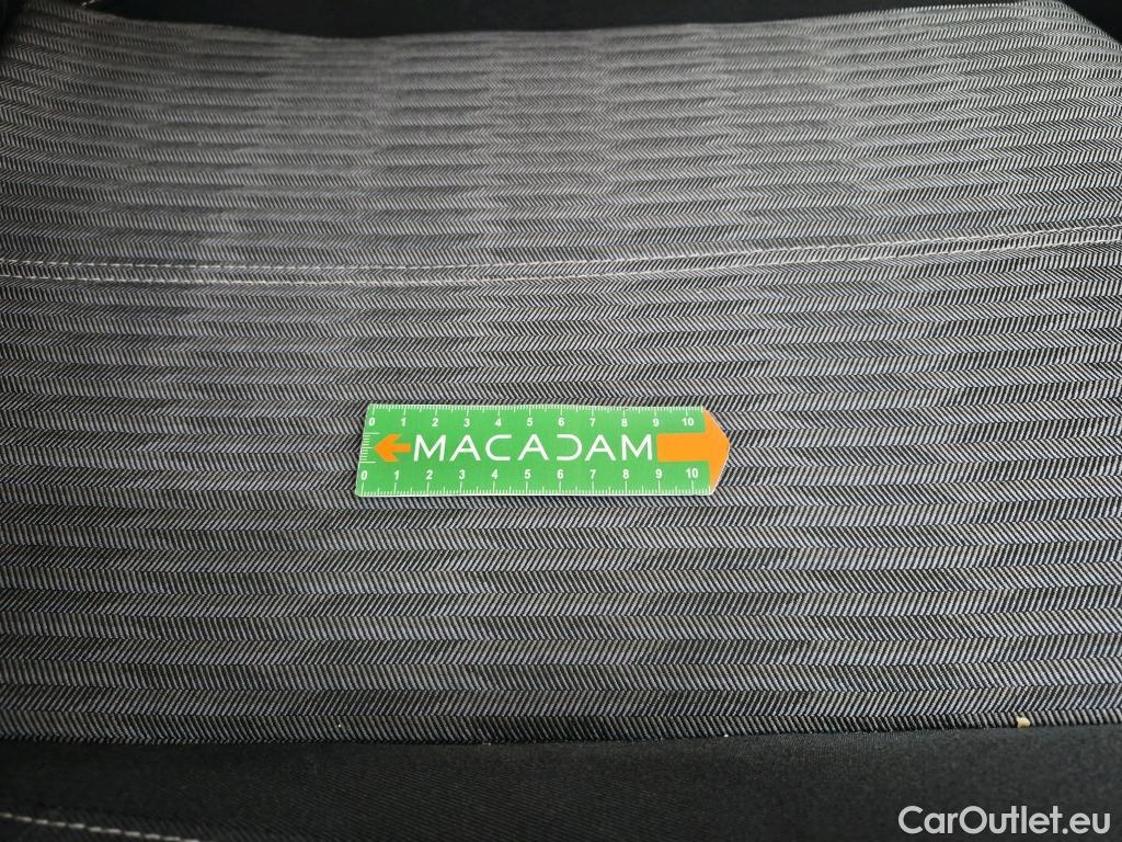  Opel  Corsa  F e Edition Business 50kWh BVA #22