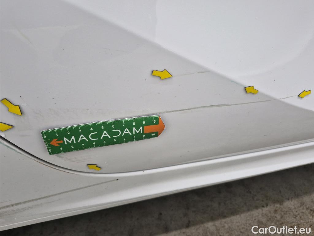  Opel  Corsa  F e Edition Business 50kWh BVA #35