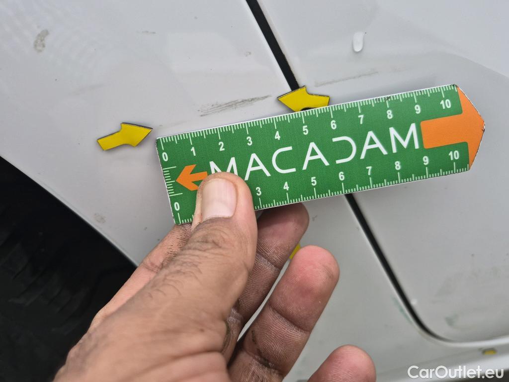  Opel  Corsa  F e Edition Business 50kWh BVA #4