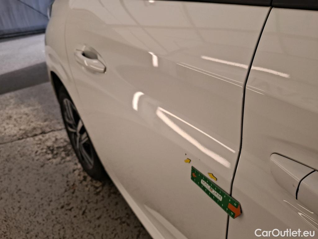  Peugeot  208  Allure Pack 1.2 PureTech 100CV BVM6 E6d #19