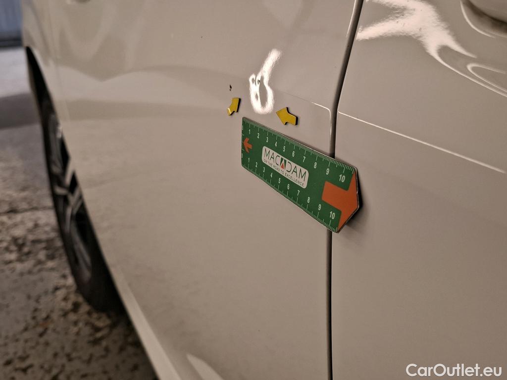  Peugeot  208  Allure Pack 1.2 PureTech 100CV BVM6 E6d #20