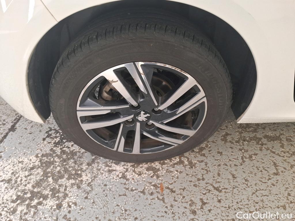  Peugeot  208  Allure Pack 1.2 PureTech 100CV BVM6 E6d #14