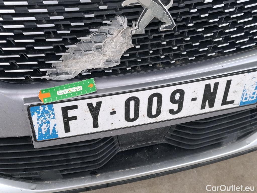  Peugeot  2008  (e-) Allure Pack 50kWh BVA #15