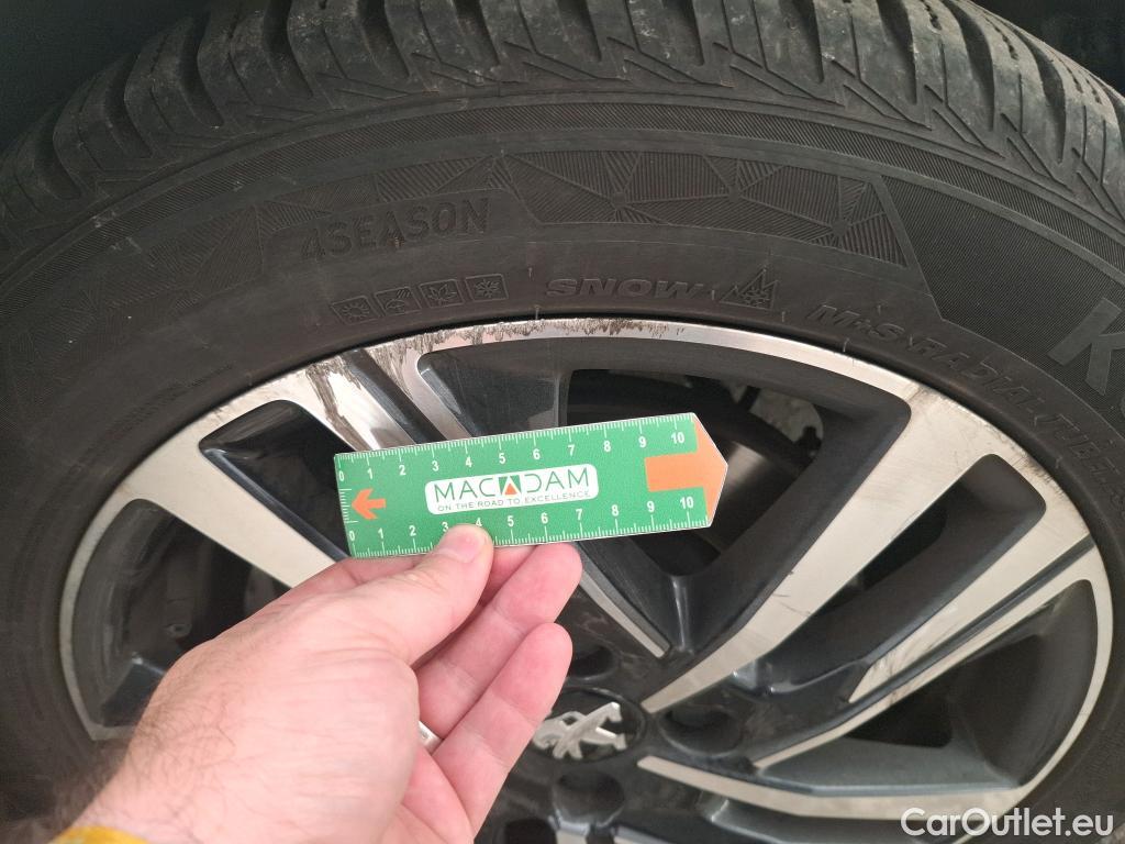  Peugeot  208  Allure Pack 1.2 PureTech 100CV BVM6 E6d #9