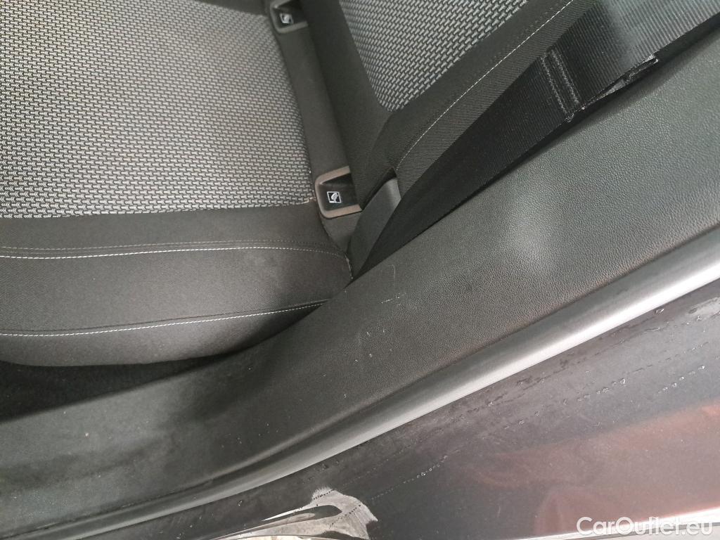  Opel   Grandland X Grandland X Business Edition 1.2 Turbo 130CV BVA8 E6d #4