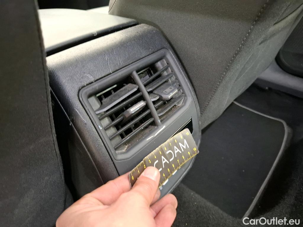  Seat  Leon SEAT  Sportstourer / 2020 / 5P / Break 1.0 eTSI 110 DSG S&S Style Business #45