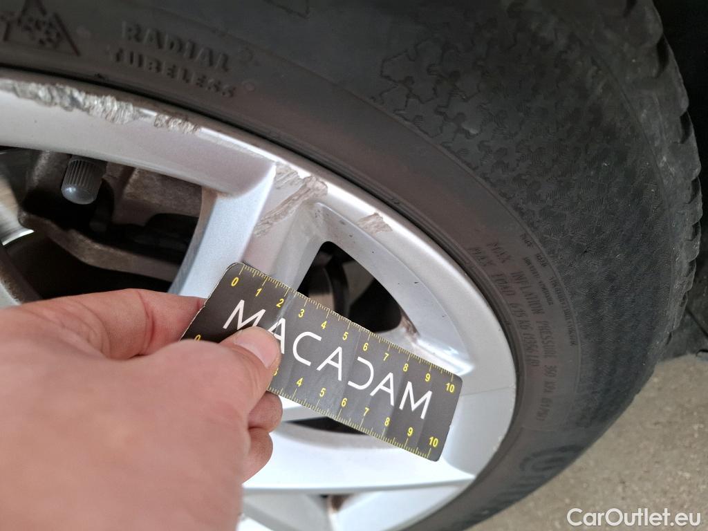  Seat  Leon SEAT  Sportstourer / 2020 / 5P / Break 1.0 eTSI 110 DSG S&S Style Business #21