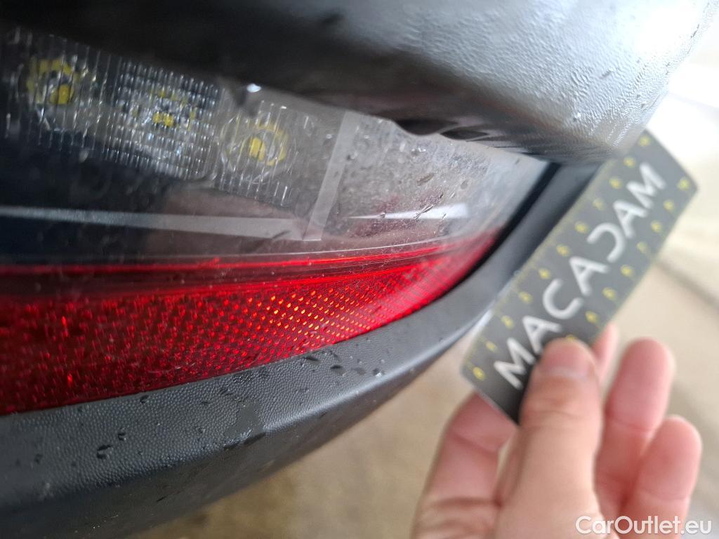  Renault  Captur  II Techno 1.6 E-TECH Hybrid 145CV BVA6 E6d #12