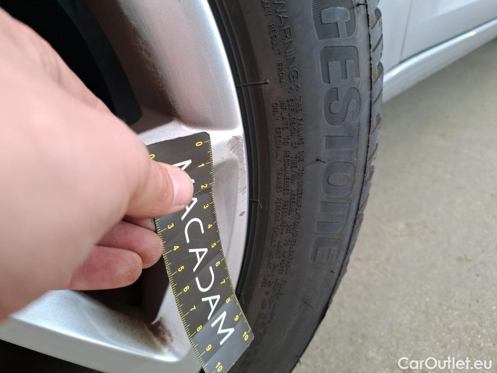  Seat  Leon SEAT  Sportstourer / 2020 / 5P / Break 1.0 eTSI 110 DSG S&S Style Business #10