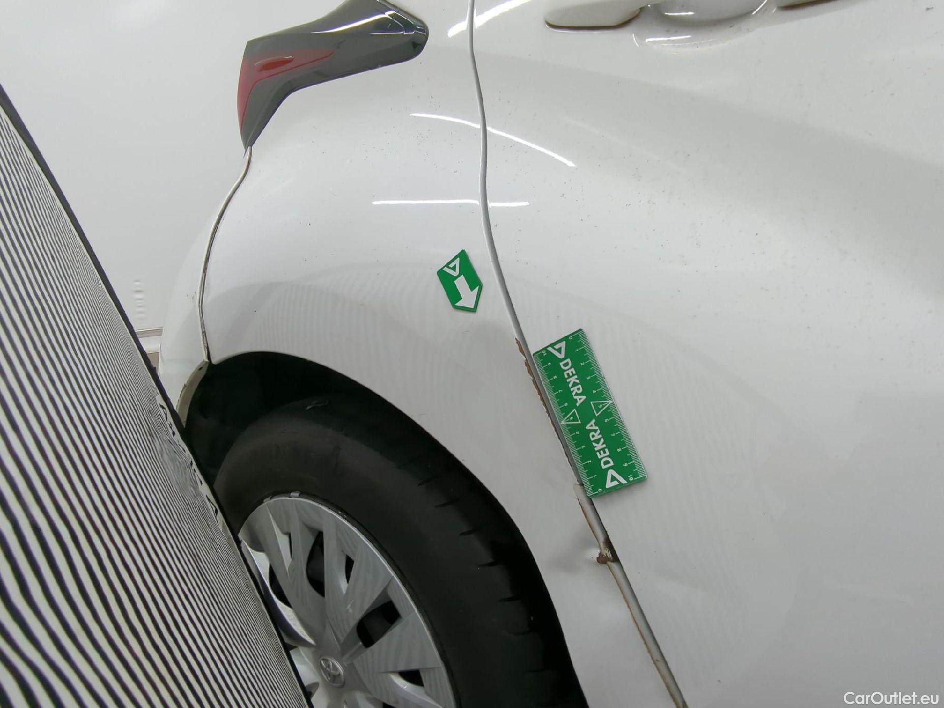  Toyota  Yaris TOYOTA  Hybride / 2019 / 5P / Berline Hybride 116h France Business Stage Acad #16