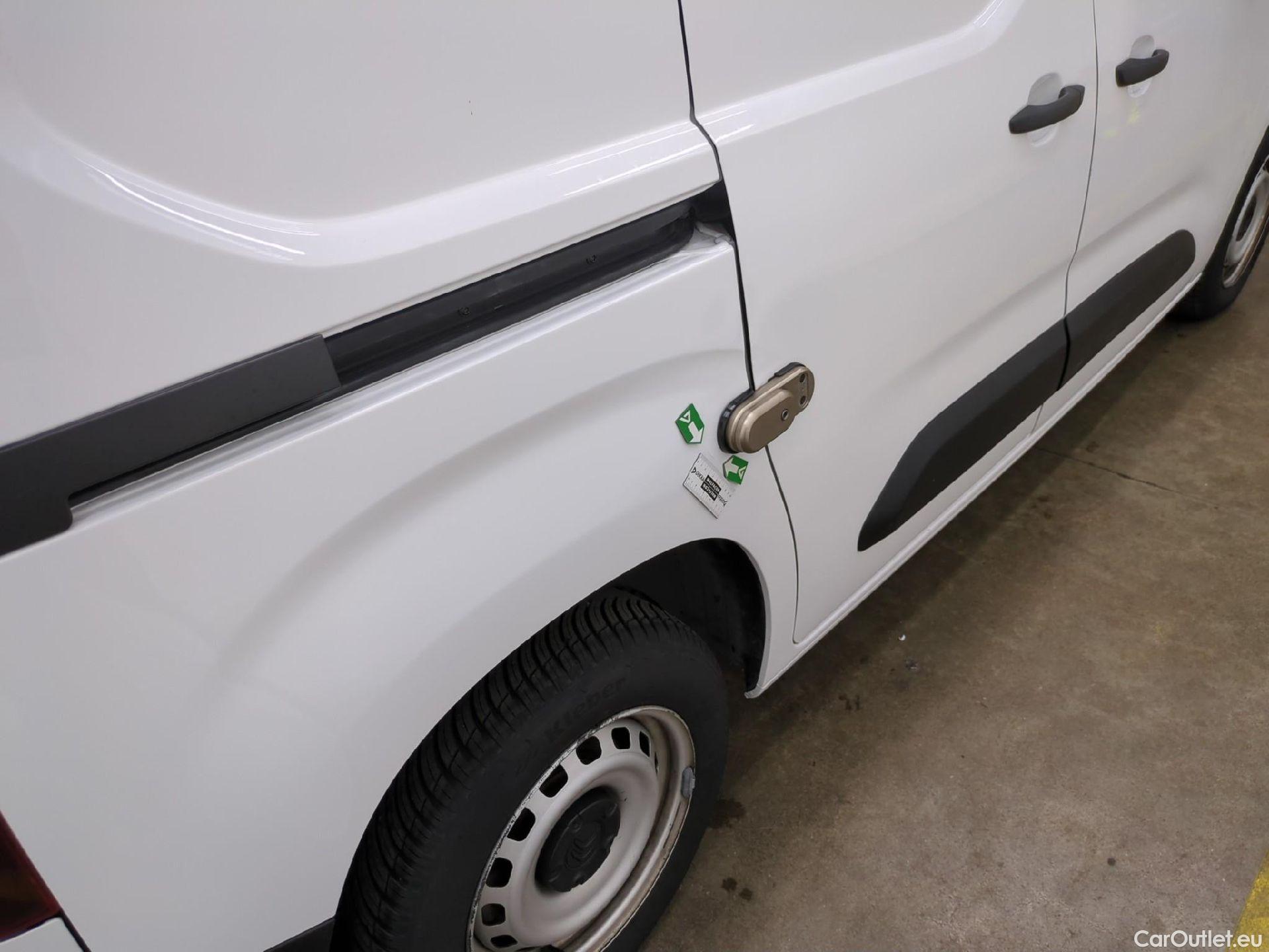  Citroen  Berlingo  Fourgon Club M 650 1.5 BlueHDi 100CV BVM5 E6dT #14