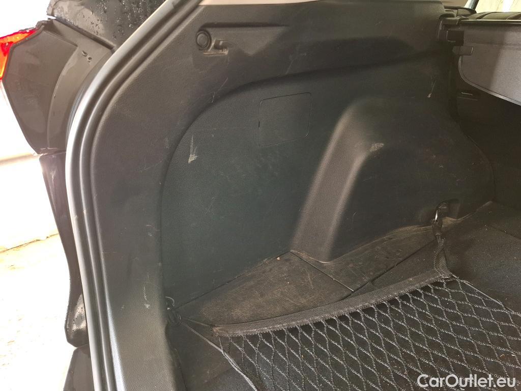  Toyota  RAV4 TOYOTA  Hybride / 2018 / 5P / SUV Hybride 2WD Dynamic Business St Hyb Acad #16