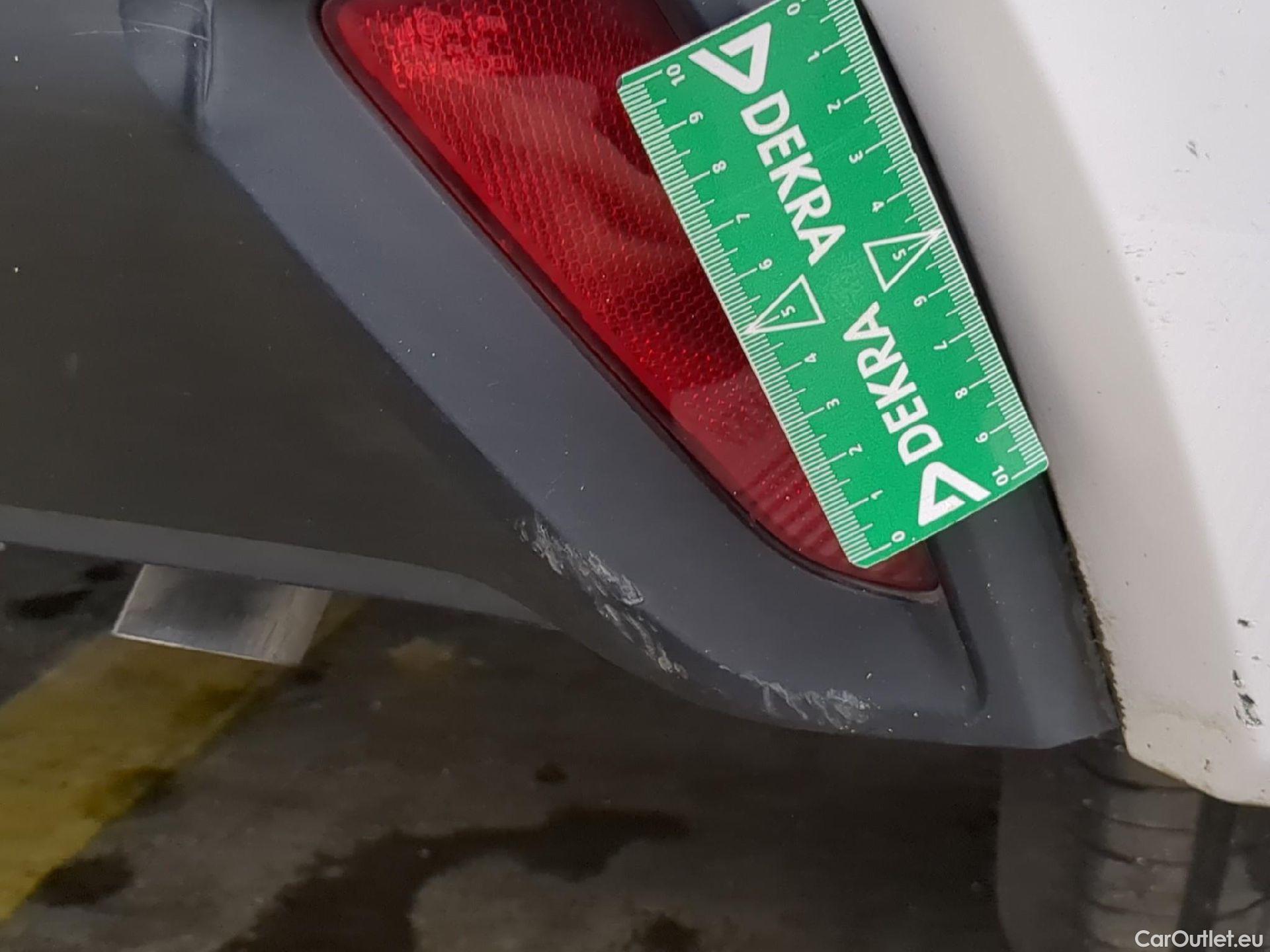  Toyota  Yaris TOYOTA  Hybride / 2019 / 5P / Berline Hybride 116h France Business Stage Acad #11