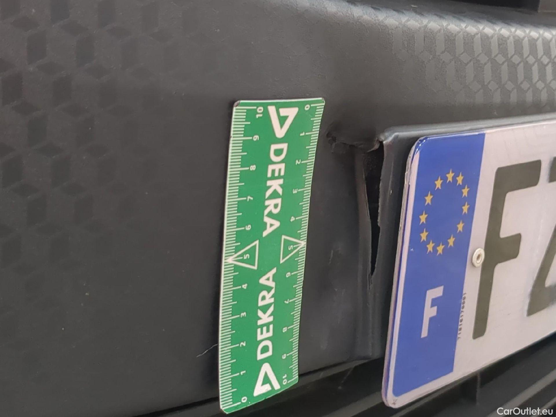  Toyota  Yaris TOYOTA  Hybride / 2019 / 5P / Berline Hybride 116h France Business Stage Acad #36