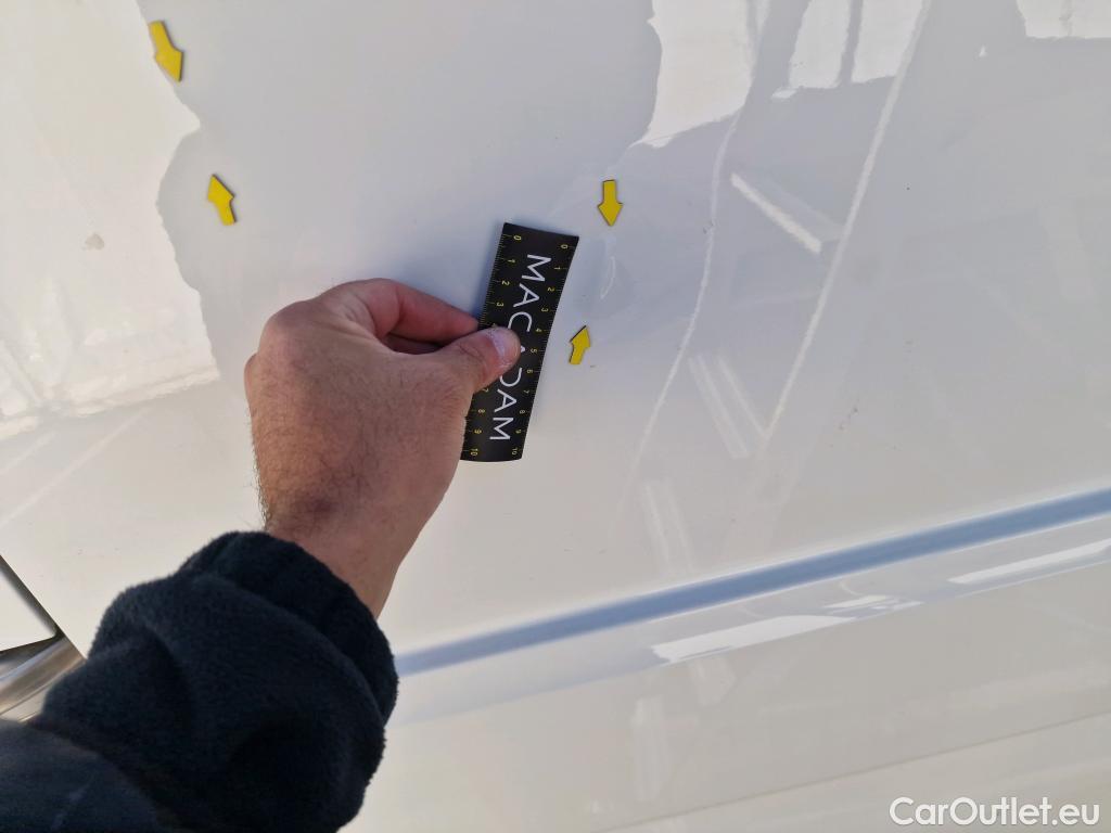  Volkswagen  Crafter  Fourgon Fourgon 30 mittlerer Radstand mit Hochdach FWD 2.0 #27