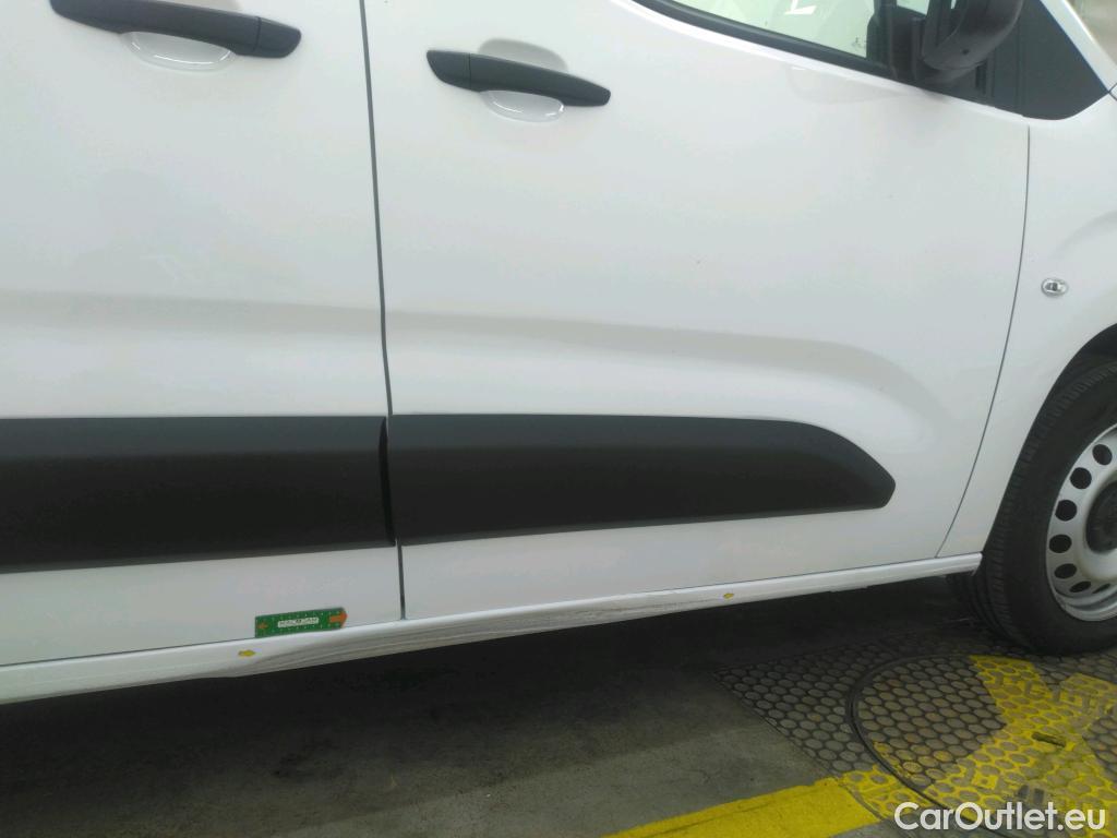  Peugeot  Partner  Premium L1 1.2 PureTech 110CV BVM6 E6d #1