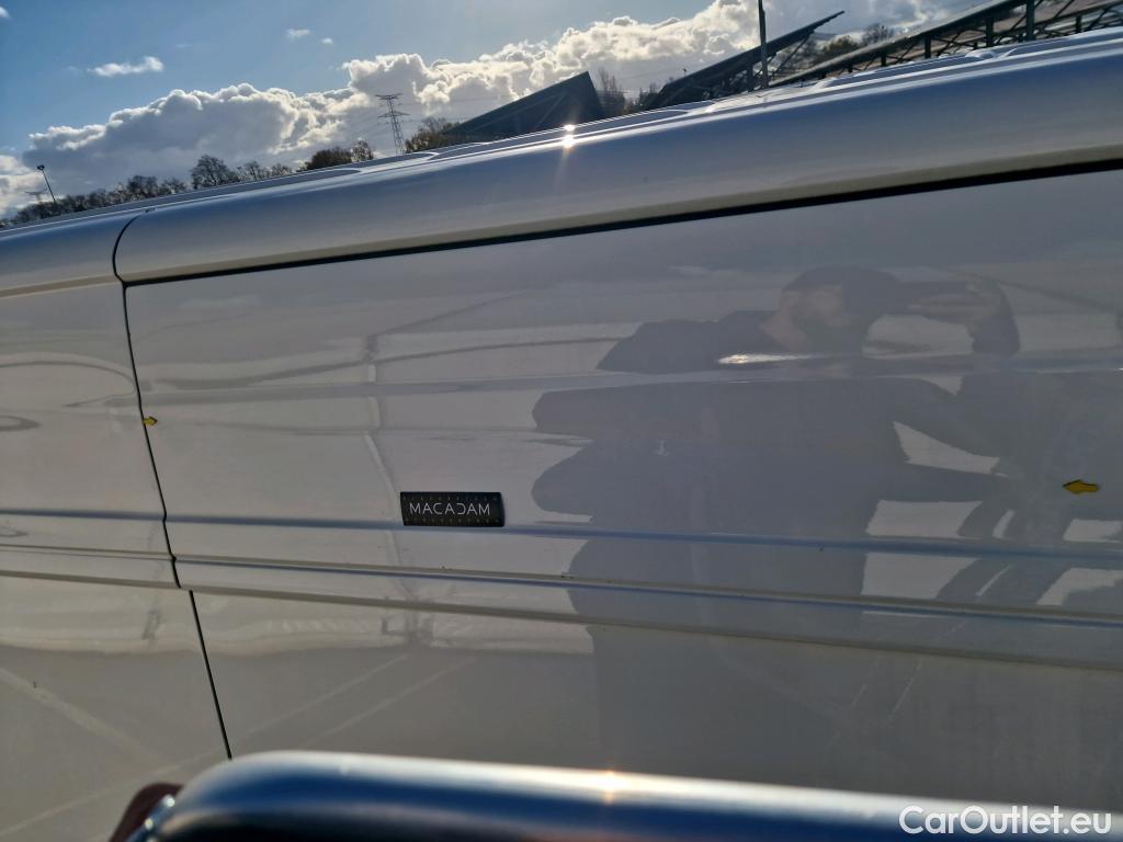  Volkswagen  Crafter  Fourgon Fourgon 30 mittlerer Radstand mit Hochdach FWD 2.0 #24