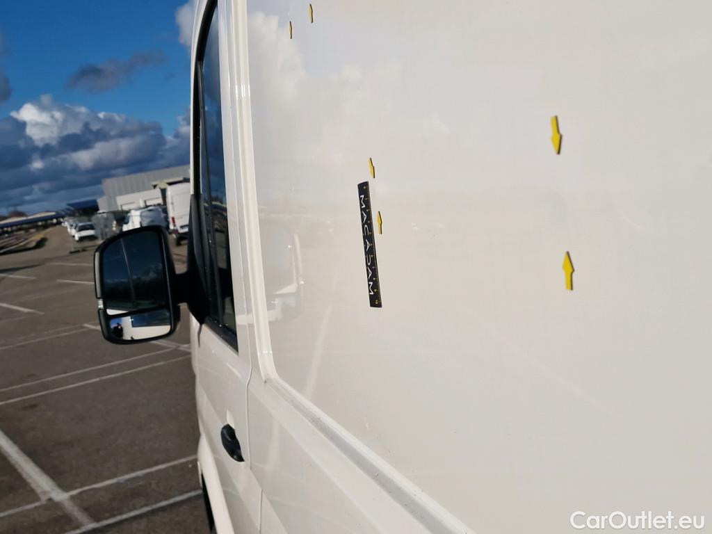  Volkswagen  Crafter  Fourgon Fourgon 30 mittlerer Radstand mit Hochdach FWD 2.0 #36