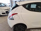  Lancia  Ypsilon LANCIA  ECOCHIC / 2015 / 5P / BERLINA 1.0 70CV FIREFLY HYBRID SeS GOLD #27