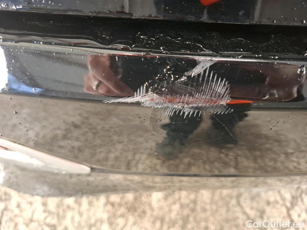  KIA  Sportage KIA  / 2021 / 5P / SUV 1.6 T-GDI 265 PHEV AUTO 4WD GT-L PREM BU #31