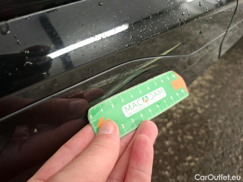  KIA  Sportage KIA  / 2021 / 5P / SUV 1.6 T-GDI 265 PHEV AUTO 4WD GT-L PREM BU #28