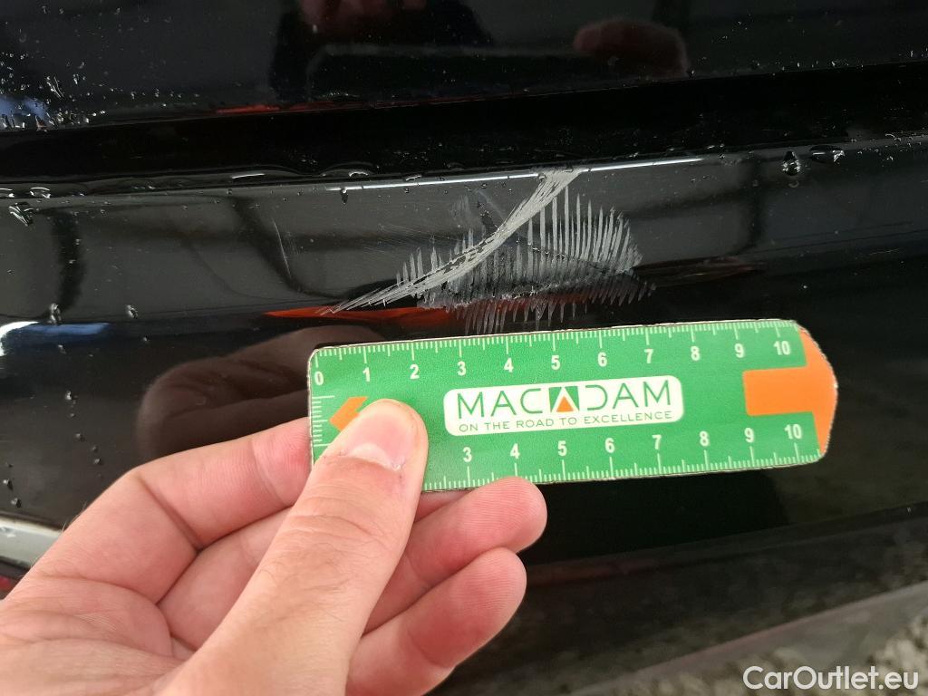  KIA  Sportage KIA  / 2021 / 5P / SUV 1.6 T-GDI 265 PHEV AUTO 4WD GT-L PREM BU #30