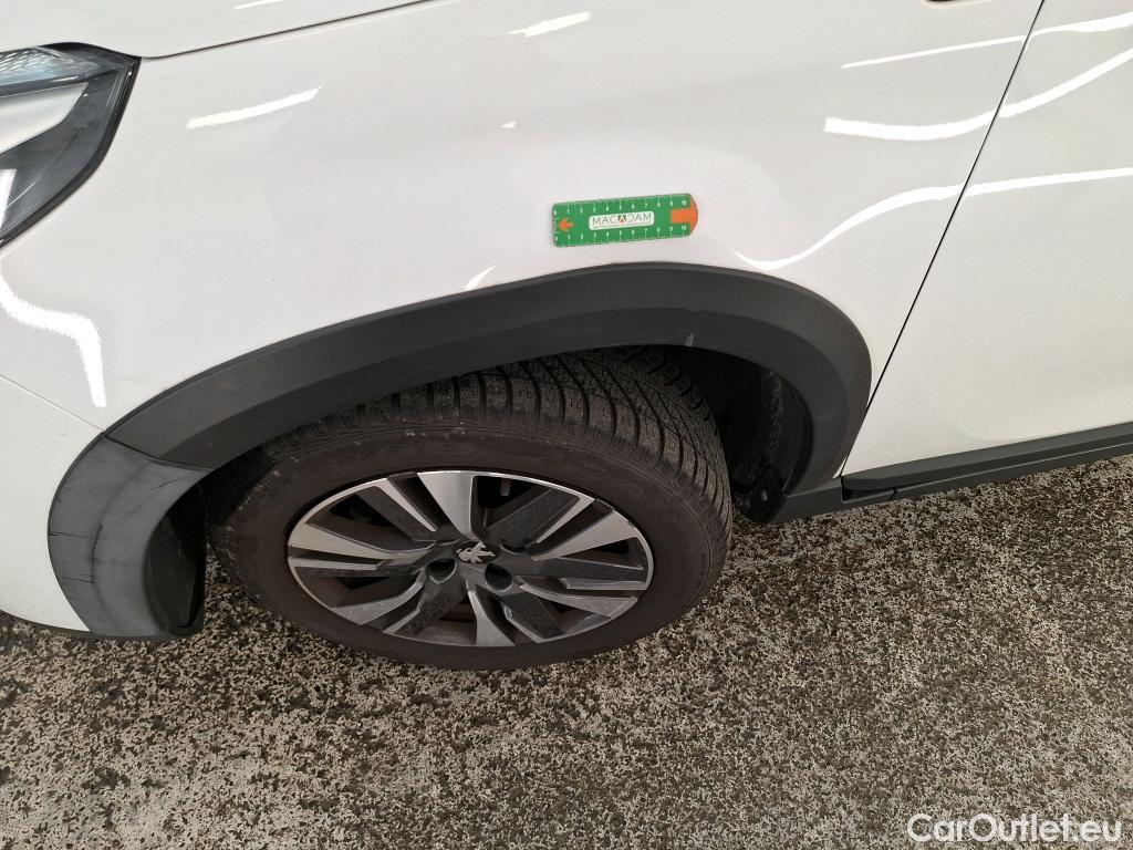  Peugeot  2008  Allure Business 1.2 PureTech 130CV BVM6 E6dT #19