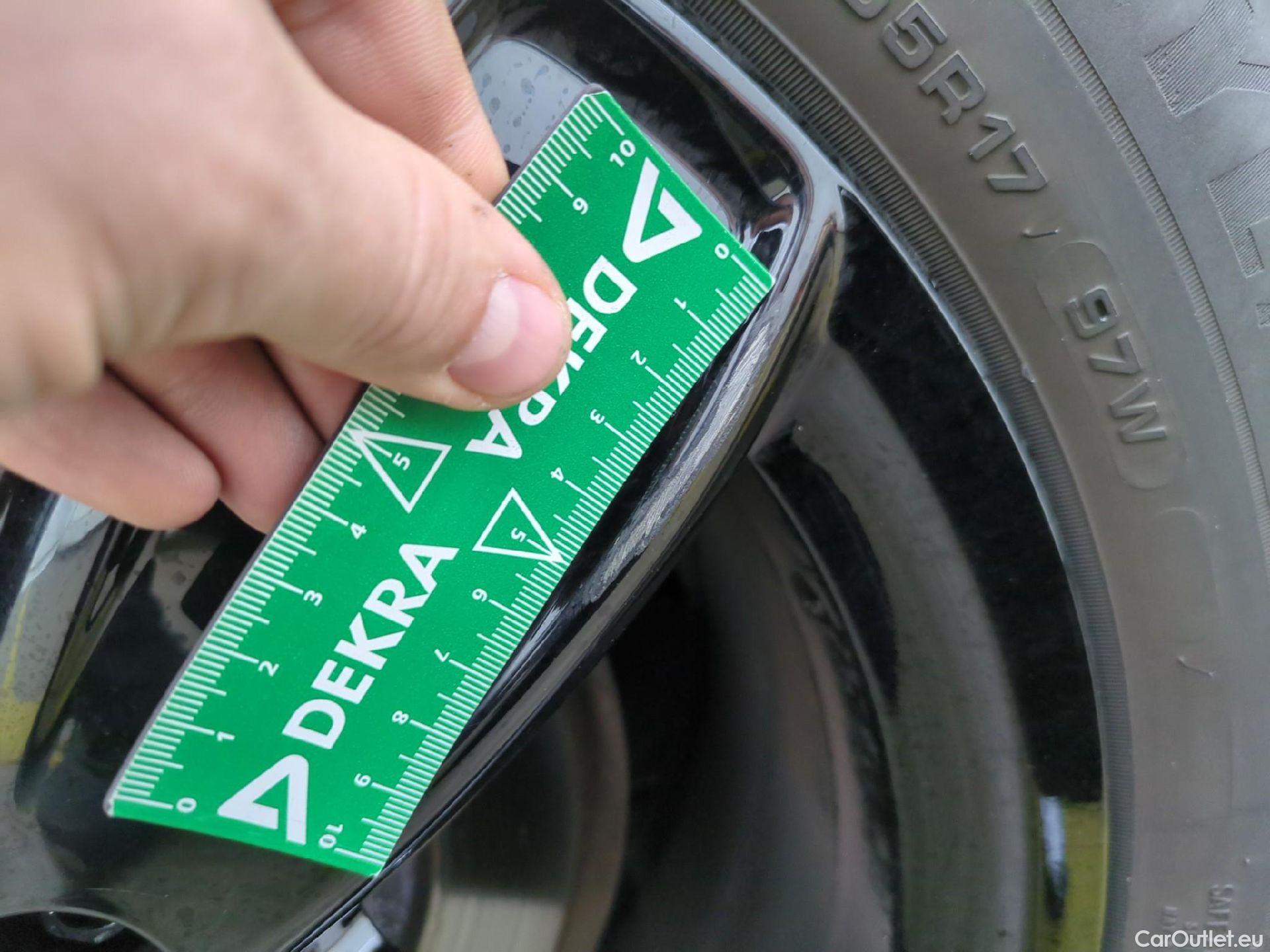  Mini  Countryman MINI  / 2020 / 5P / Crossover Cooper Edition Northwood 136 ch BVA7 #25