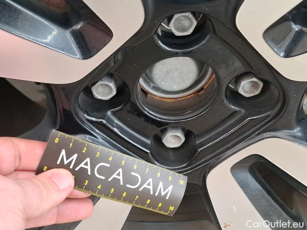  Citroen  C3  Shine Pack 1.2 PureTech 110CV BVA6 6E #5