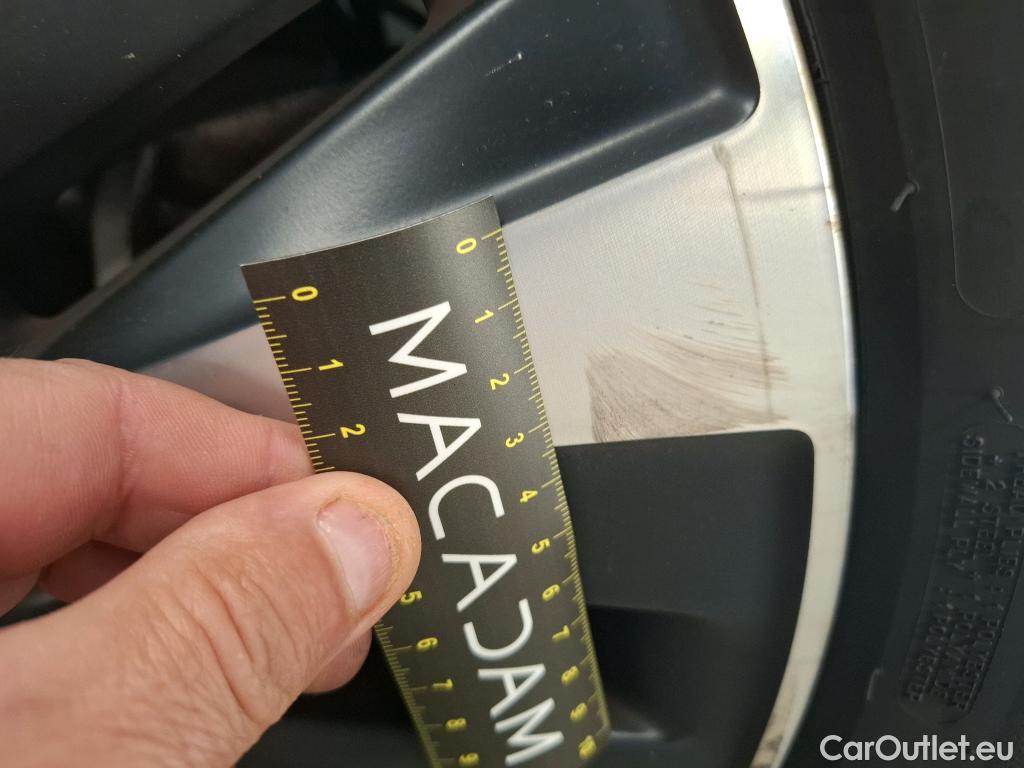  Mercedes  A-Klasse MERCEDES-BENZ Classe A Compact / 2018 / 5P / Berline A 250 e Business Line 8G-DCT #18