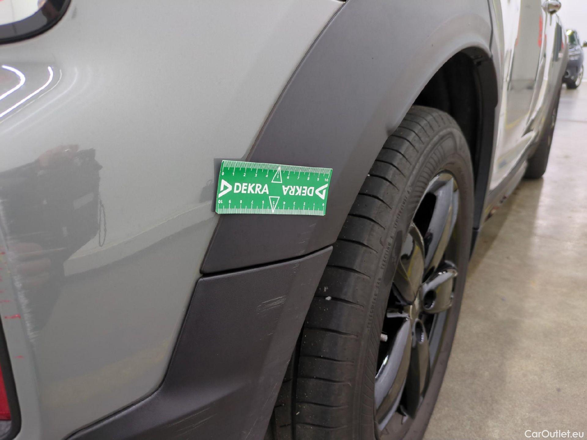  Mini  Countryman MINI  / 2020 / 5P / Crossover Cooper Edition Northwood 136 ch BVA7 #54