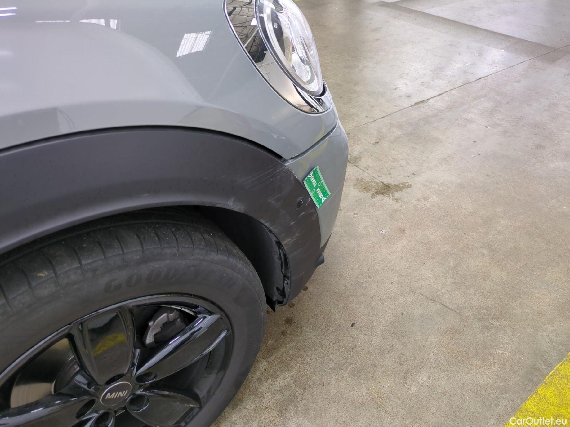  Mini  Countryman MINI  / 2020 / 5P / Crossover Cooper Edition Northwood 136 ch BVA7 #11