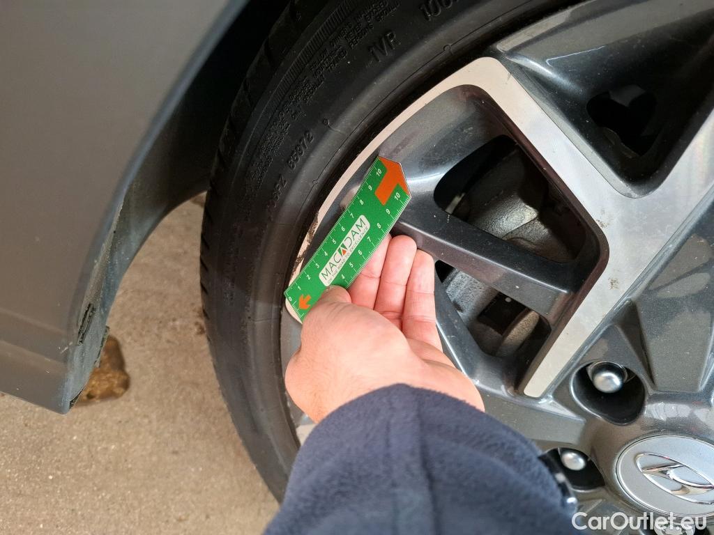  Hyundai  Konna Kona Executive Hybrid 2WD 1.6 GDI 140CV BVA6 E6d #23