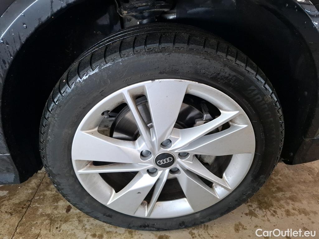  Audi  Q2  35 TDI S line 2.0 TDI 150CV BVA7 E6d #11