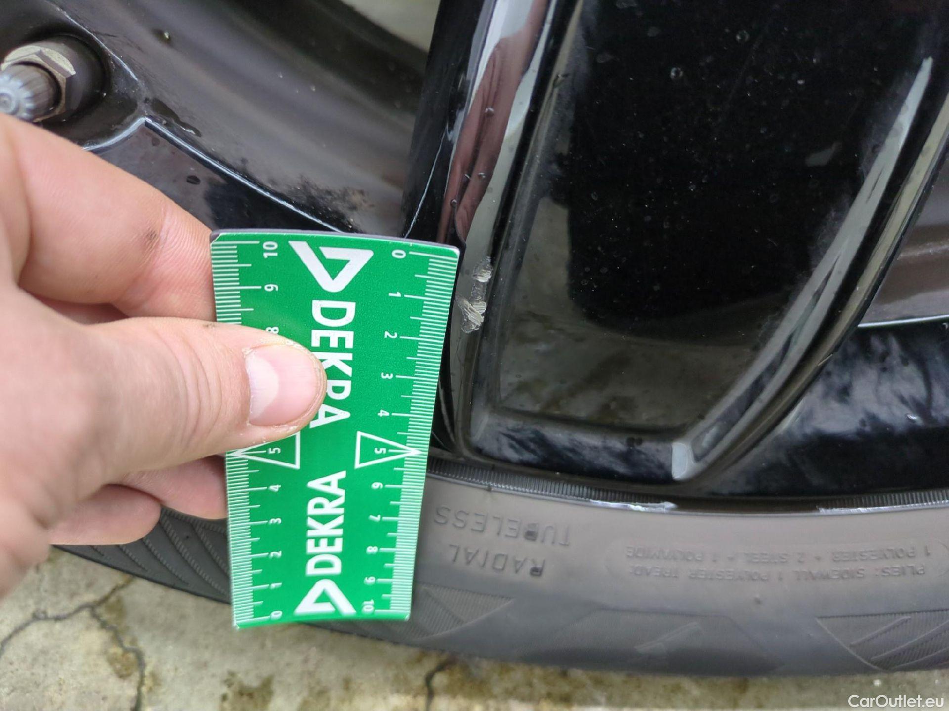  Mini  Countryman MINI  / 2020 / 5P / Crossover Cooper Edition Northwood 136 ch BVA7 #14