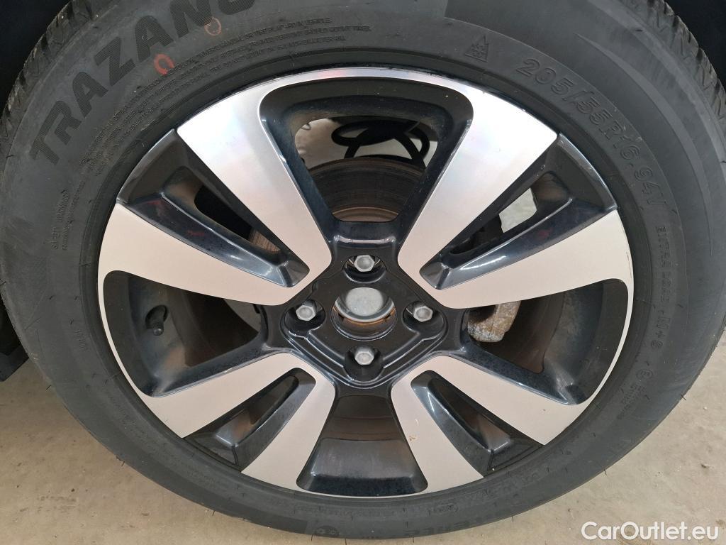  Citroen  C3  Shine Pack 1.2 PureTech 110CV BVA6 6E #4