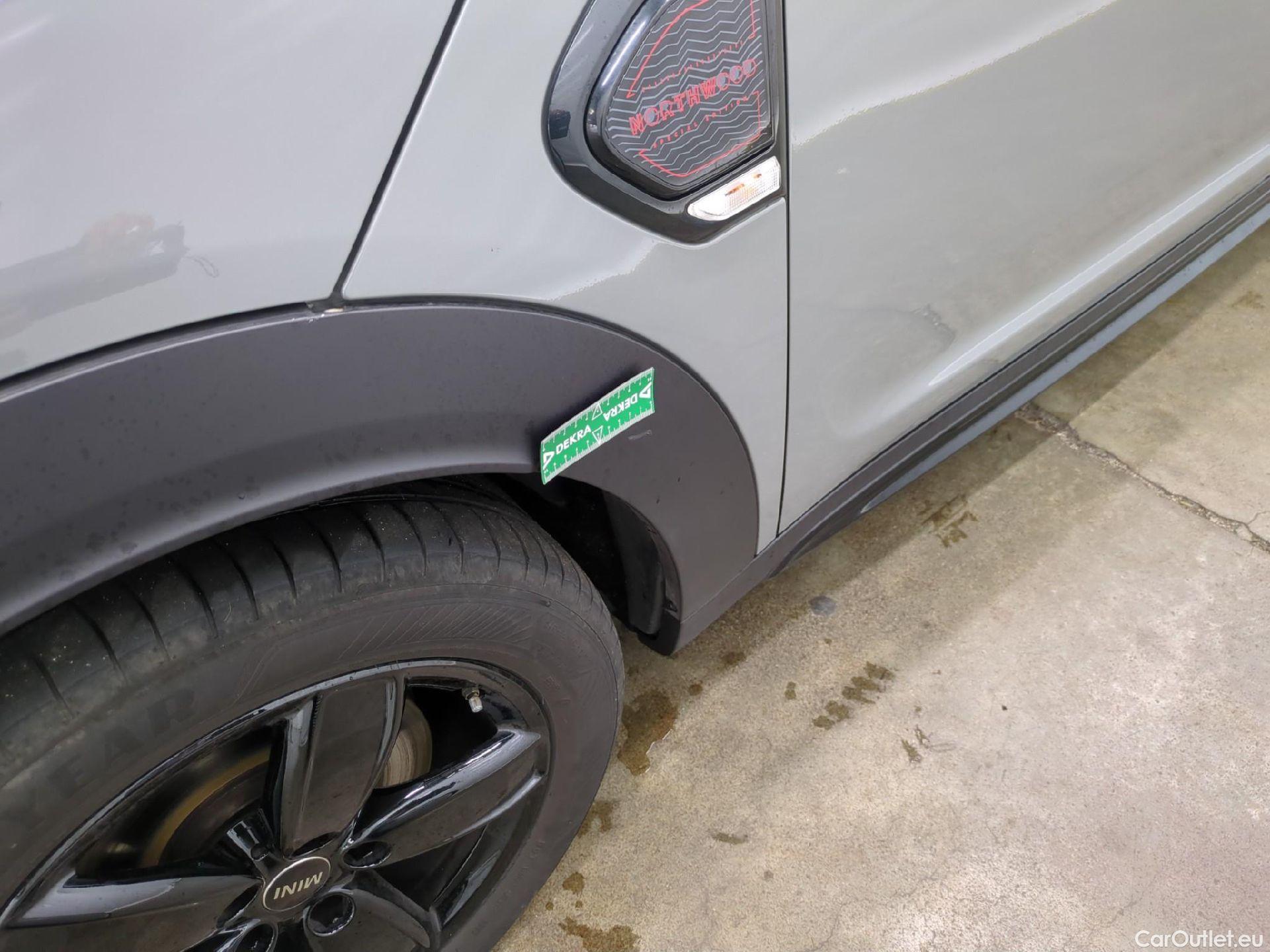  Mini  Countryman MINI  / 2020 / 5P / Crossover Cooper Edition Northwood 136 ch BVA7 #43