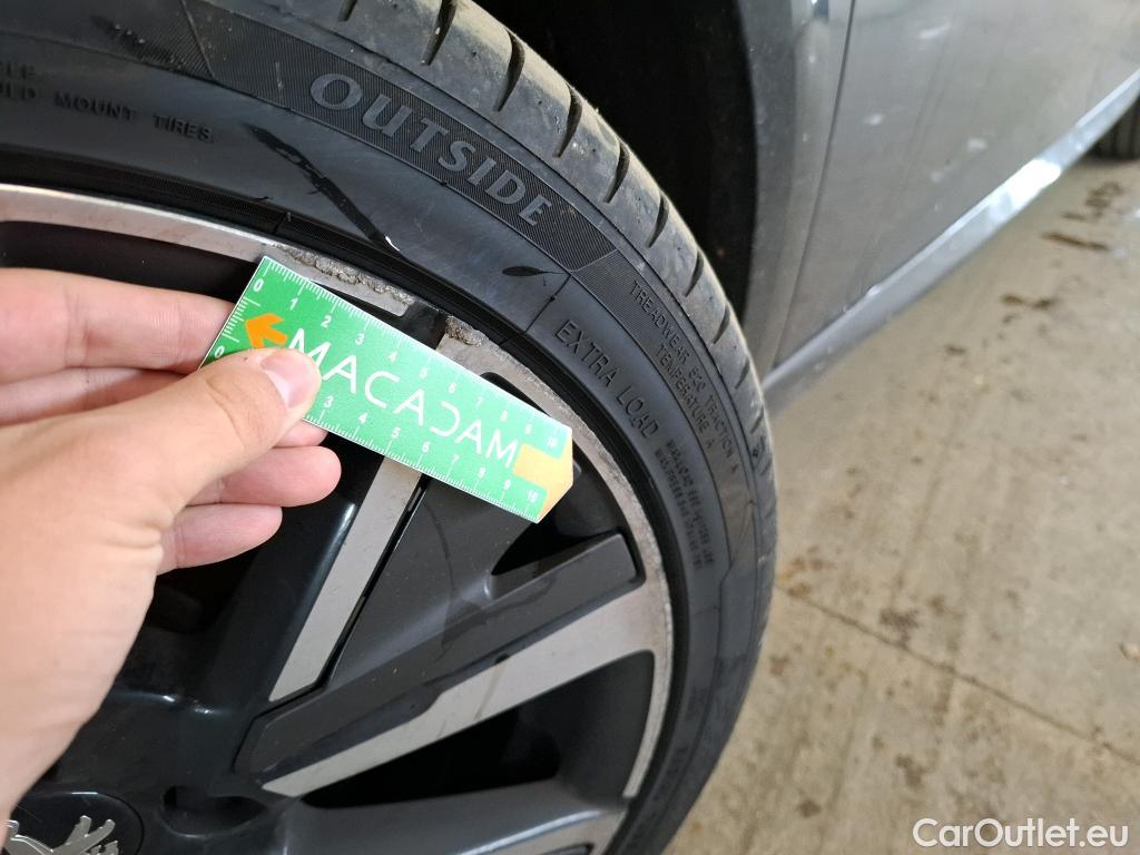  Peugeot  208  GT 1.2 PureTech 100CV BVA8 E6d #9