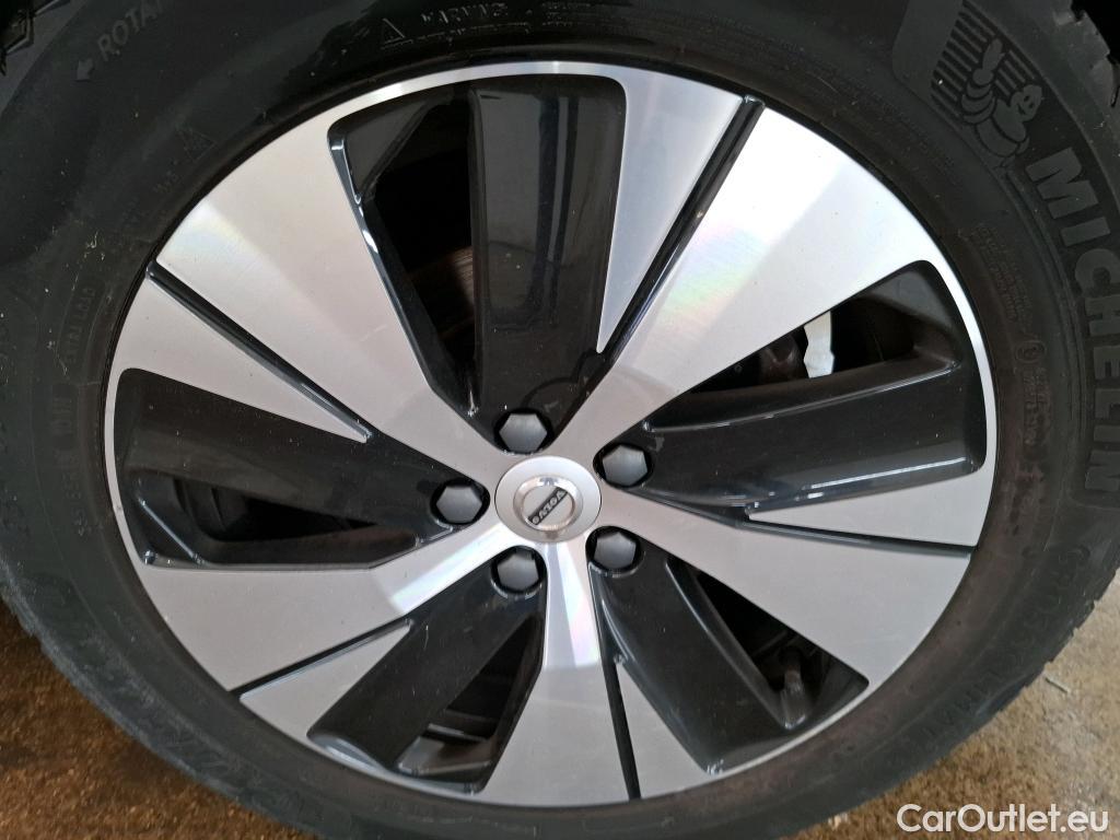  Volvo  XC 40 VOLVO XC40 / 2022 / 5P / SUV Recharge T4 211 DCT7 Start #7