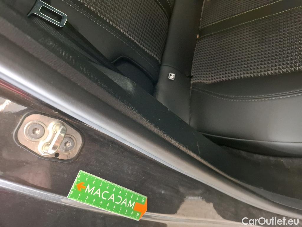  Peugeot  208  GT 1.2 PureTech 100CV BVA8 E6d #30