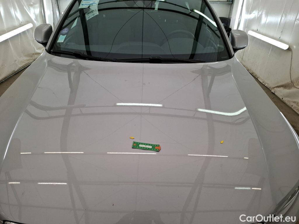  Volvo  XC 40 VOLVO XC40 / 2022 / 5P / SUV Recharge T4 211 DCT7 Start #1