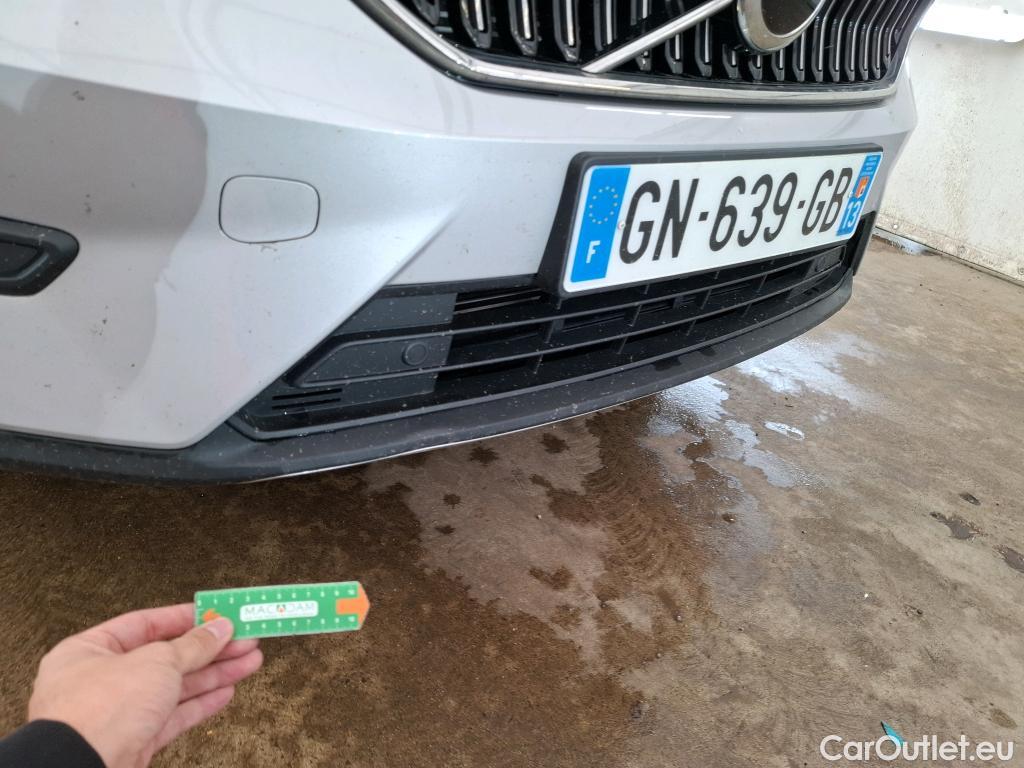  Volvo  XC 40 VOLVO XC40 / 2022 / 5P / SUV Recharge T4 211 DCT7 Start #10