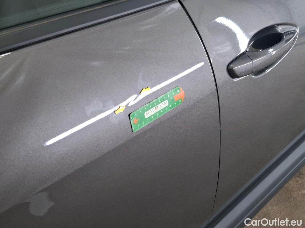  Peugeot  5008  Active Pack 1.5 HDi 130CV BVA8 7 Sieges E6d #27