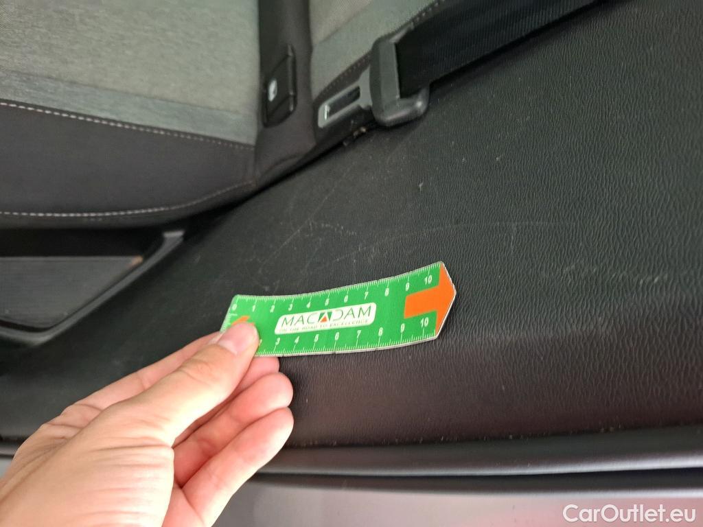  Volvo  XC 40 VOLVO XC40 / 2022 / 5P / SUV Recharge T4 211 DCT7 Start #13