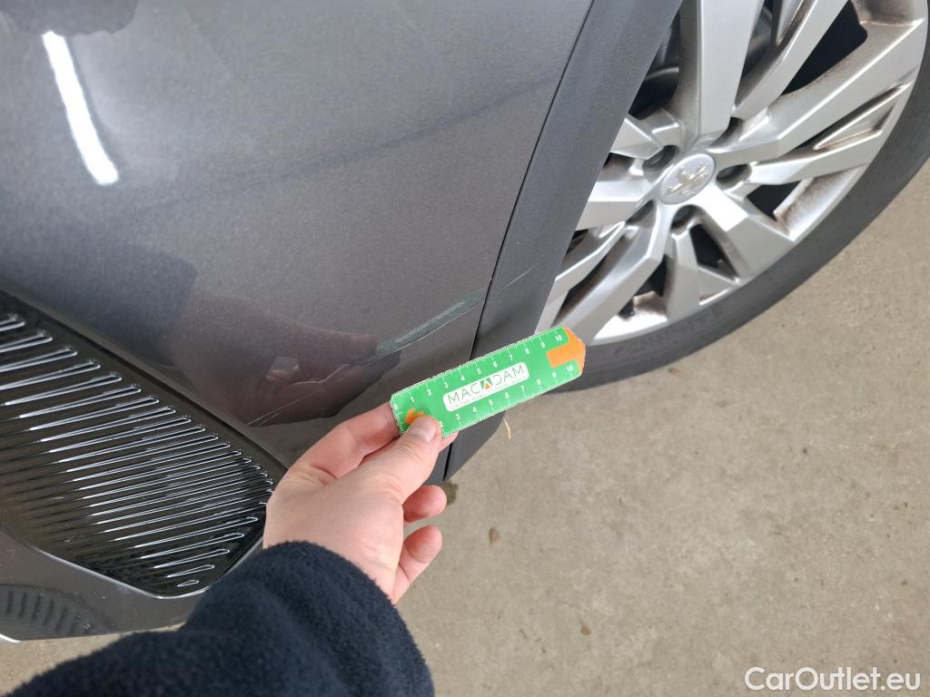  Peugeot  5008  Active Pack 1.5 HDi 130CV BVA8 7 Sieges E6d #13