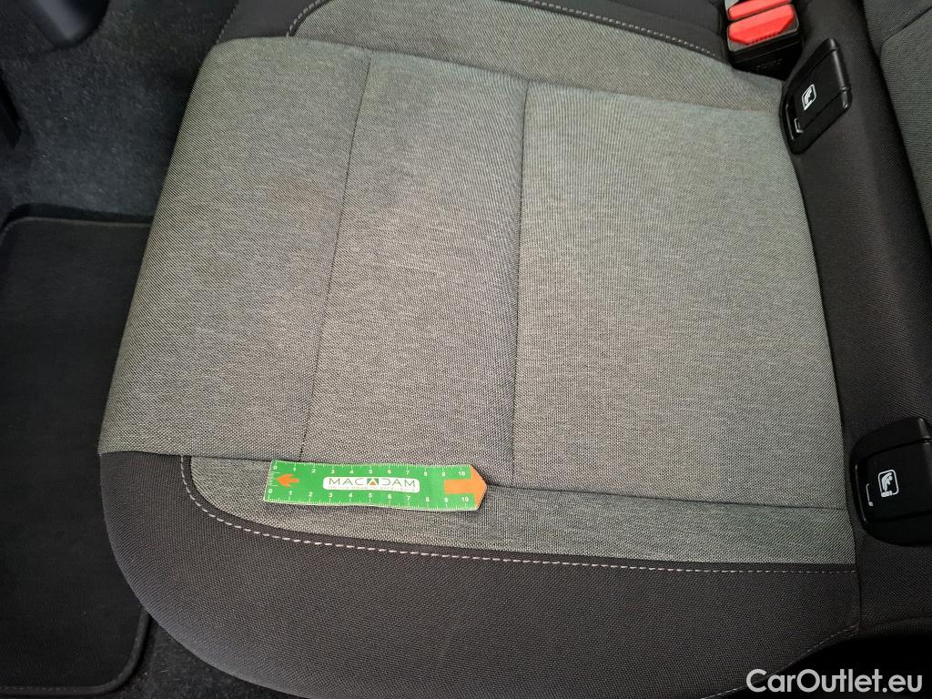  Volvo  XC 40 VOLVO XC40 / 2022 / 5P / SUV Recharge T4 211 DCT7 Start #23