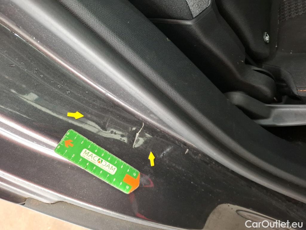  Peugeot  5008  Active Pack 1.5 HDi 130CV BVA8 7 Sieges E6d #10