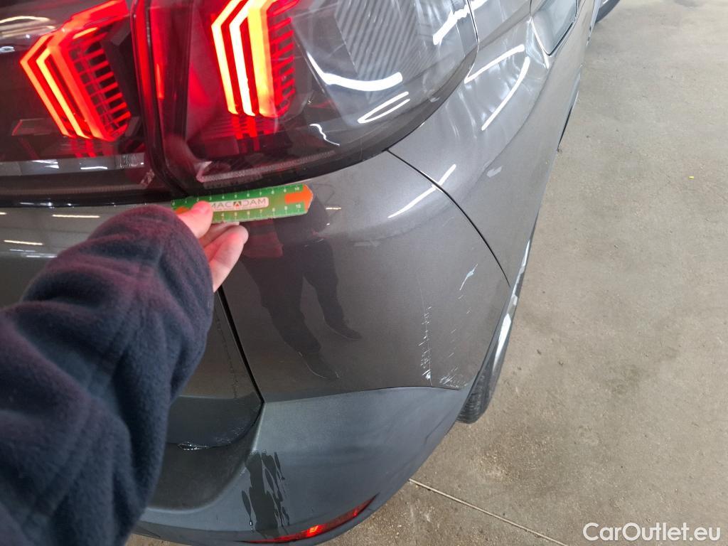  Peugeot  5008  Active Pack 1.5 HDi 130CV BVA8 7 Sieges E6d #19