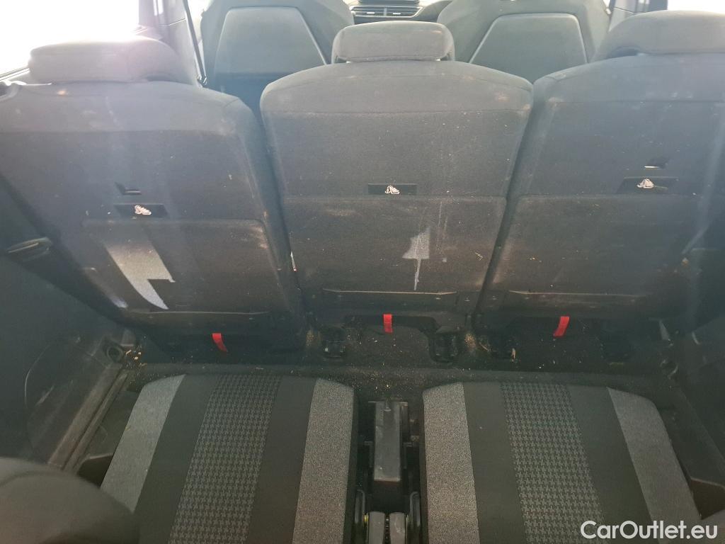  Peugeot  5008  Active Pack 1.5 HDi 130CV BVA8 7 Sieges E6d #2