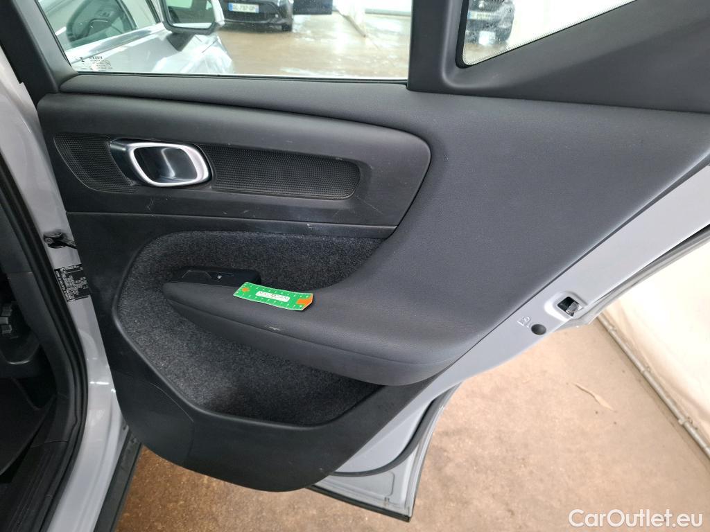  Volvo  XC 40 VOLVO XC40 / 2022 / 5P / SUV Recharge T4 211 DCT7 Start #17